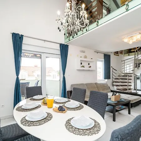 Mikica - Above Sunset