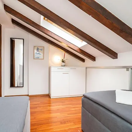 Mikica - Above Sunset *