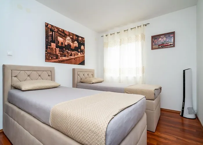 Mikica - Above Sunset Villa